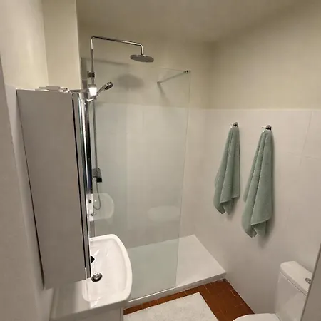 Apartamento Petit Cocon Sur Le Port D'hyeres Avec Parking, Proche Des Plages